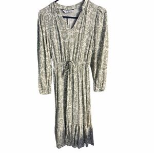 Kelso Floral V-Neck Tiered Midi Dress - Size Small - NWOT